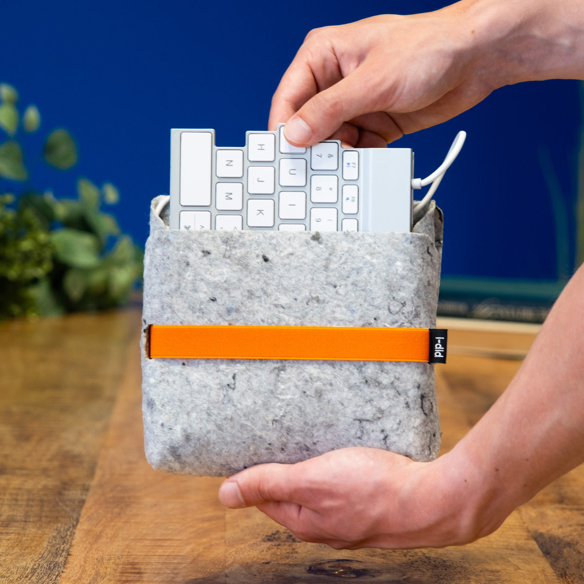 R-Go Pouch vilten etui voor Split toetsenbord